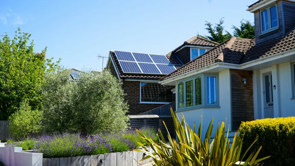 Cost-Effective Solar Panel Installation for Urban